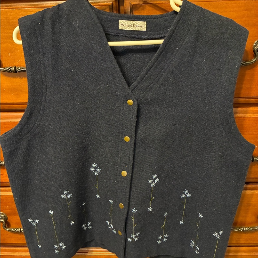 Blue Embroidered Vest with Floral Design